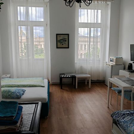 Apartments Katarina Прага Экстерьер фото