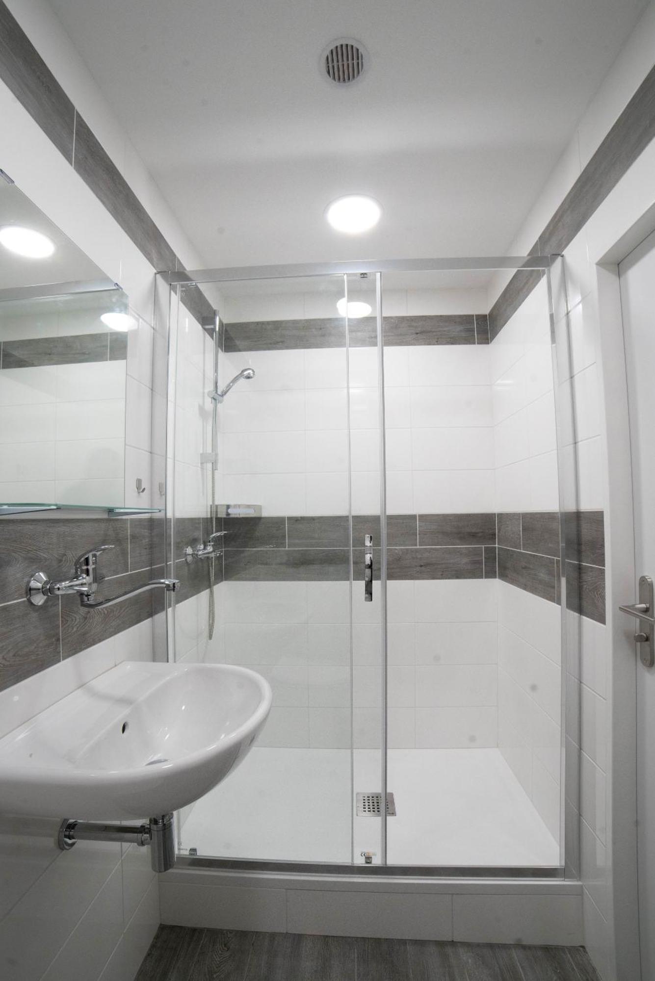 Apartments Katarina Прага Экстерьер фото